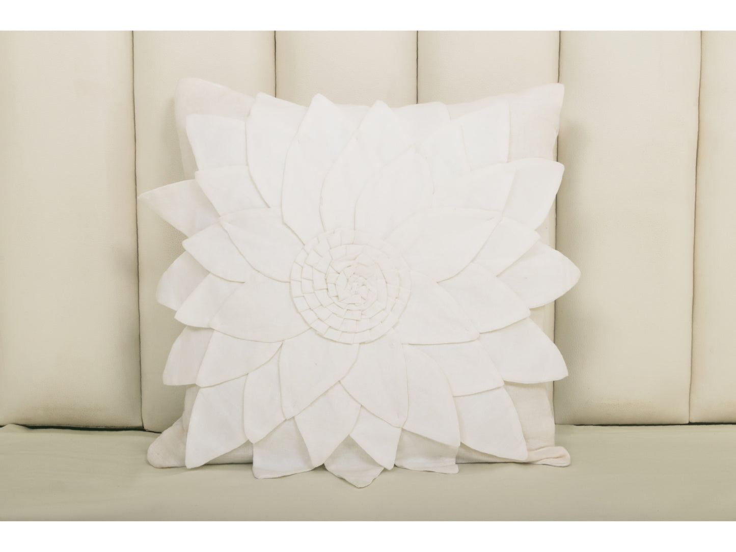 FLOWER LINEN CUSION COVER (1 PCS)