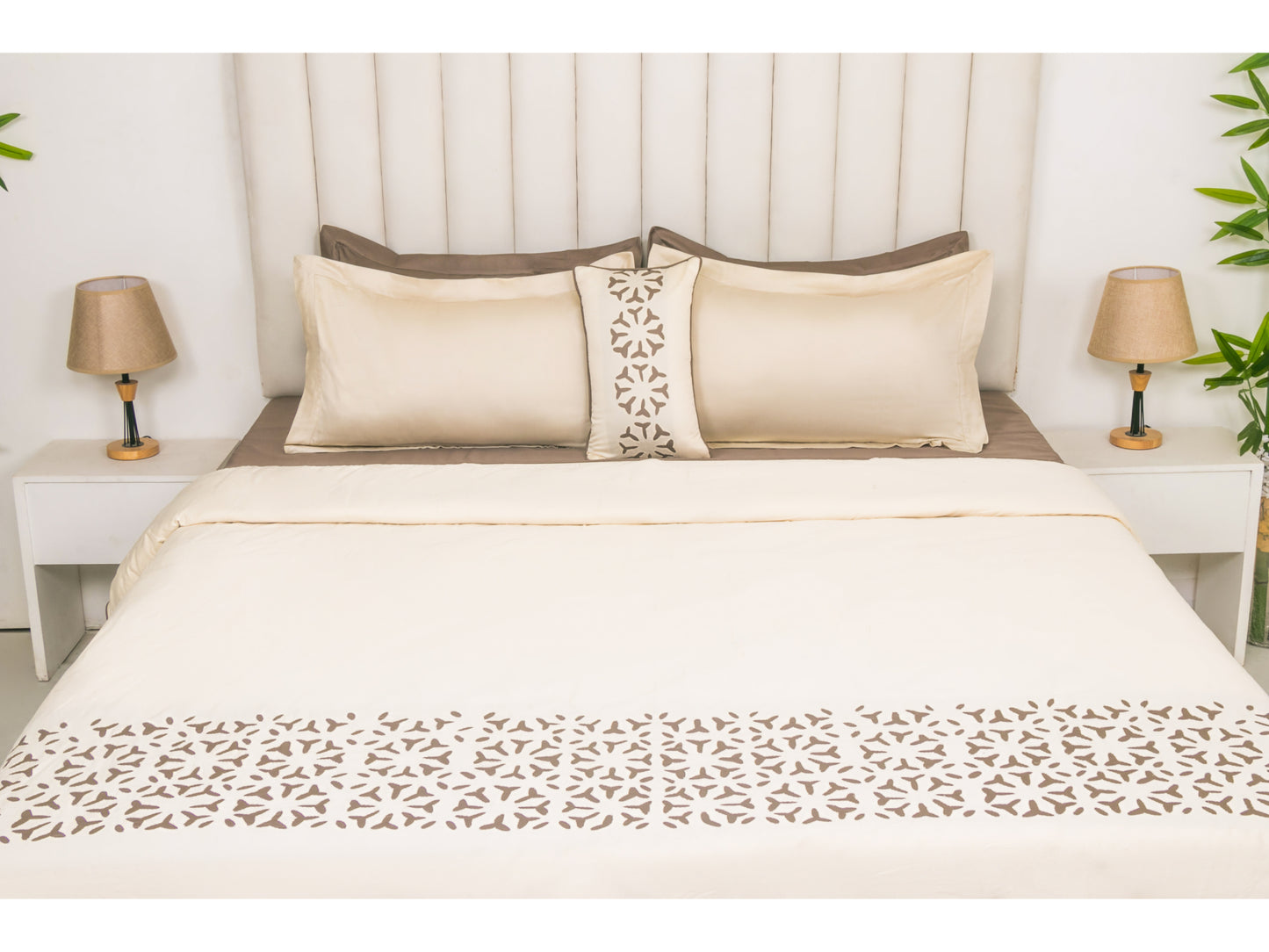 APLIC HAND WORK  BEDDING SET 100% COTTON (9 PCS)