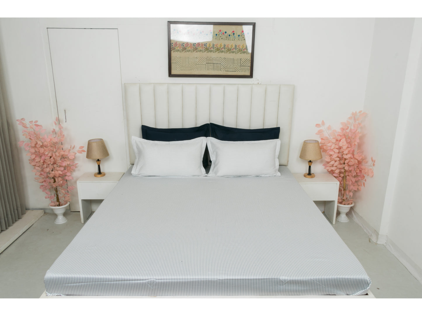 GUARANTEED  PRINTED BEDSHEET 100% COTTON (3PCS, WHITE)