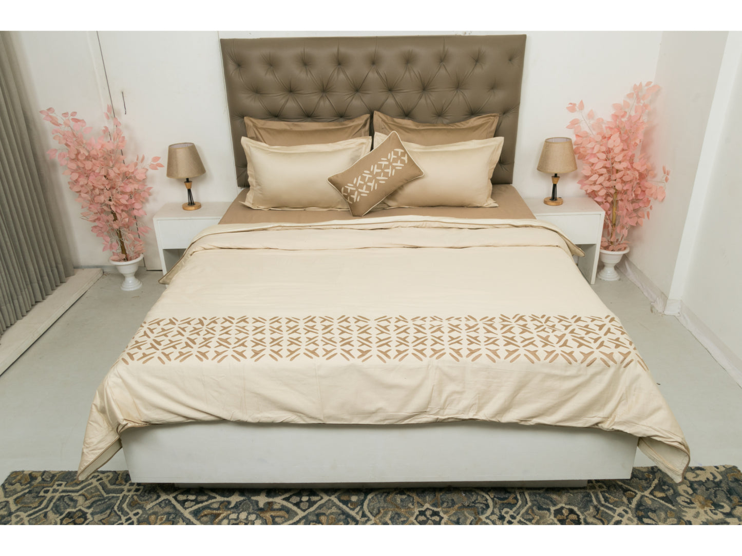 APLIC WORK BEDDING SET (9 PCS)