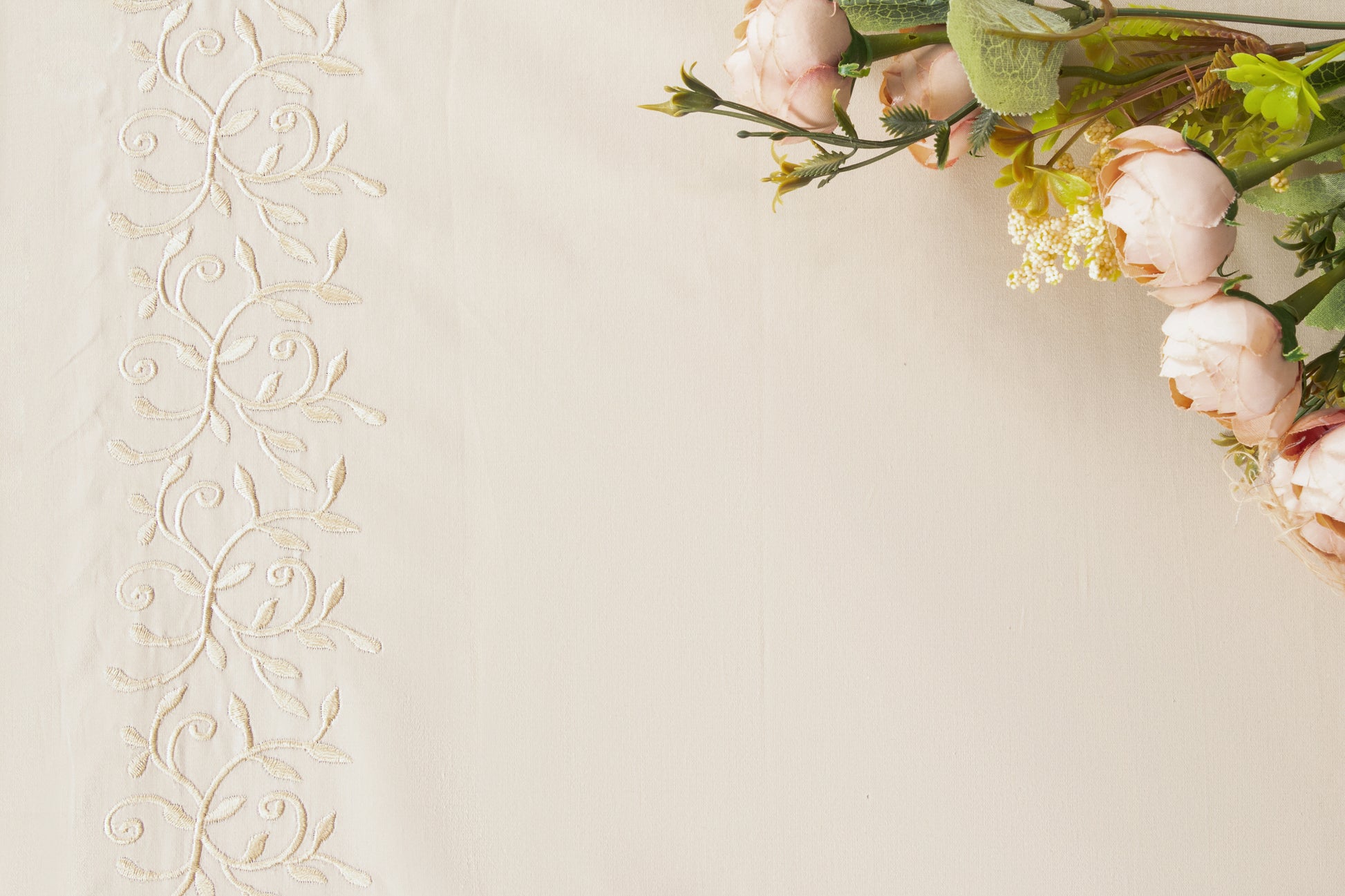 EMBROIDERY BEDSHEET 100% COTTON (3PCS) - Bedding Bliss
