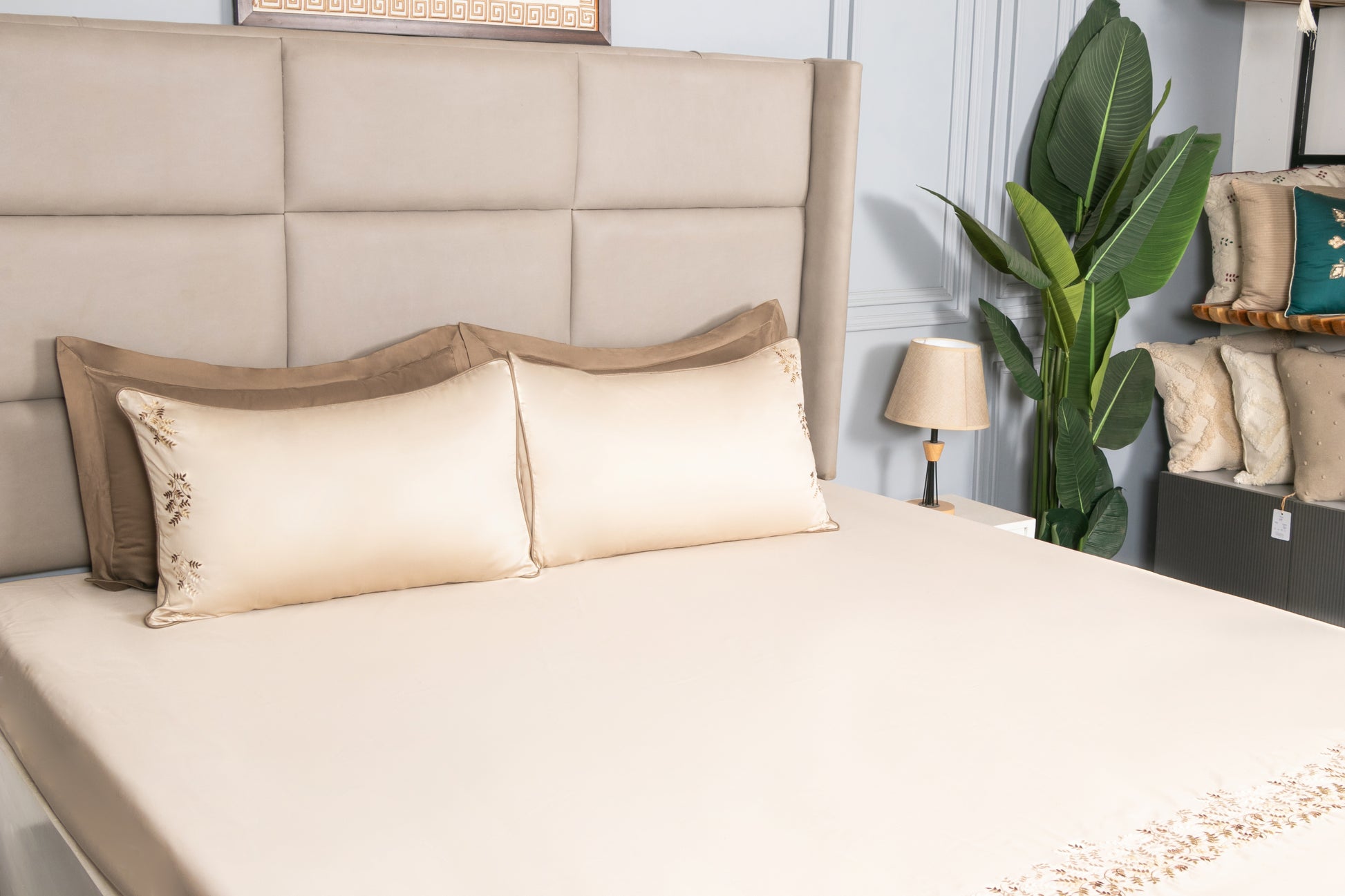 EMBROIDERY BEDSHEET 100% COTTON (3PCS) - Bedding Bliss