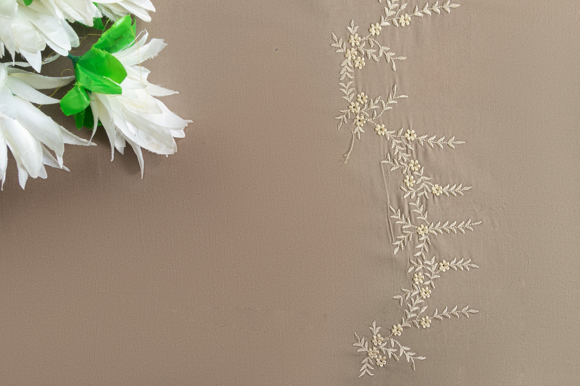 EMBROIDERY BEDSHEET 100% COTTON (3PCS) - Bedding Bliss