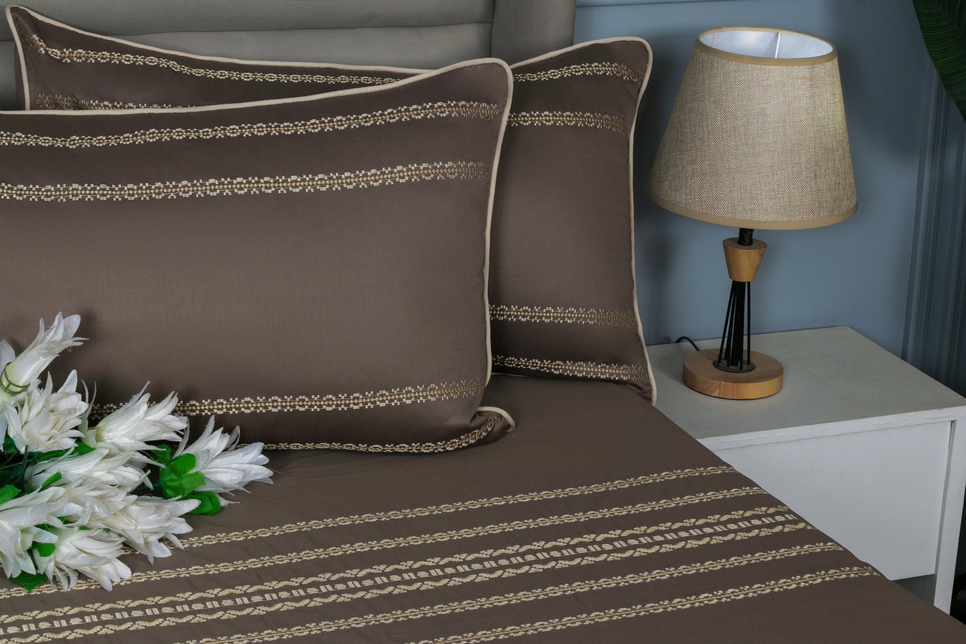 EMBROIDERY BEDSHEET 100% COTTON (MOCHA, 3PCS) - Bedding Bliss