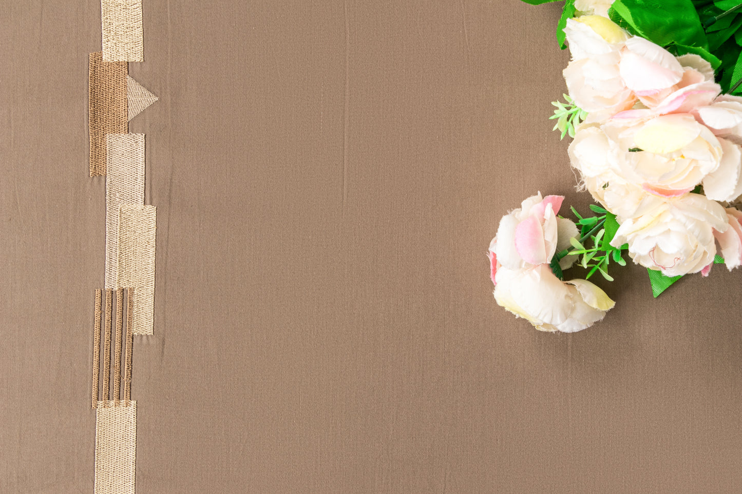 EMBROIDERY BEDSHEET 100% COTTON (3PCS)