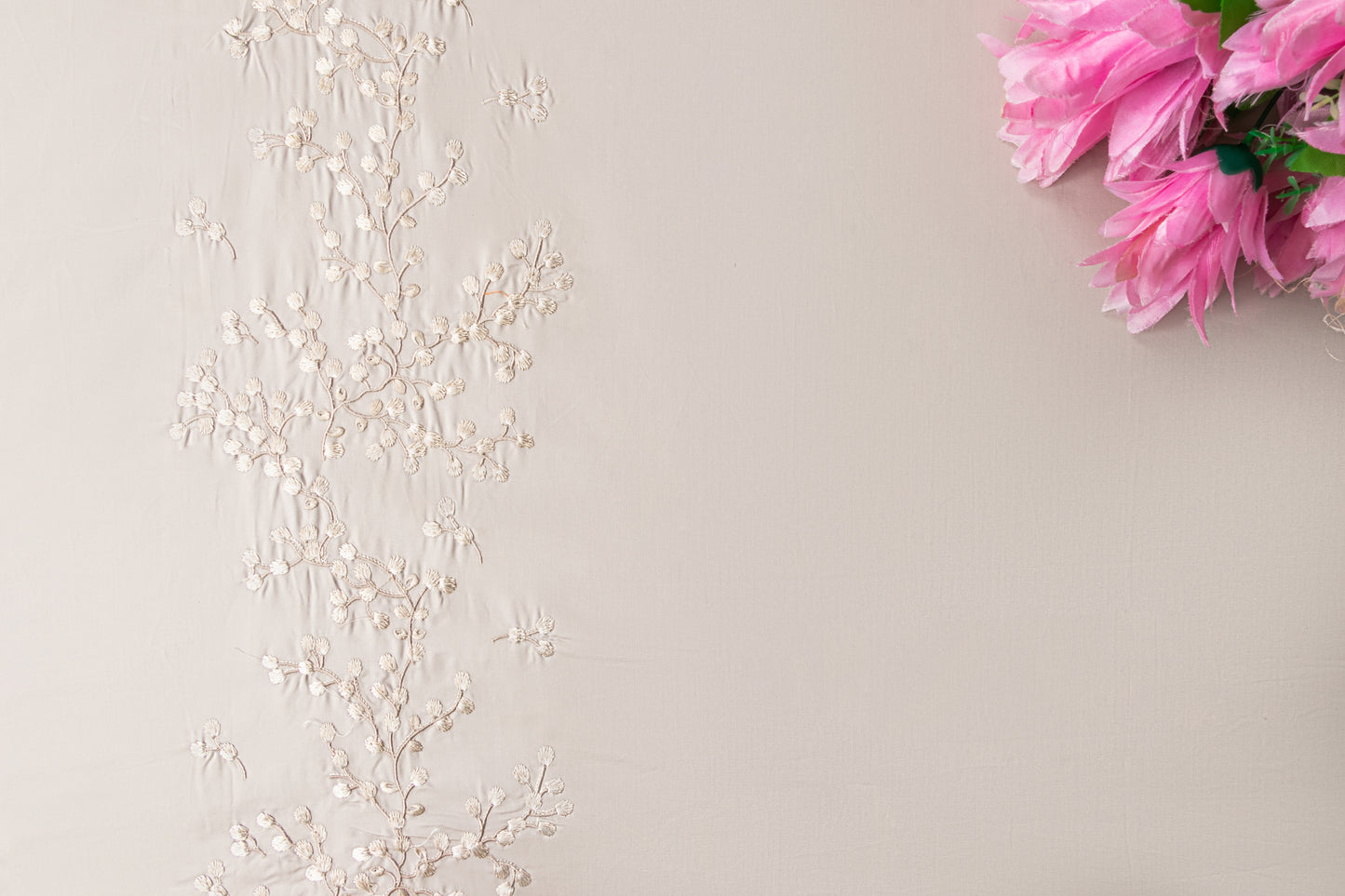 EMBROIDERY BEDSHEET 100% COTTON (3PCS)